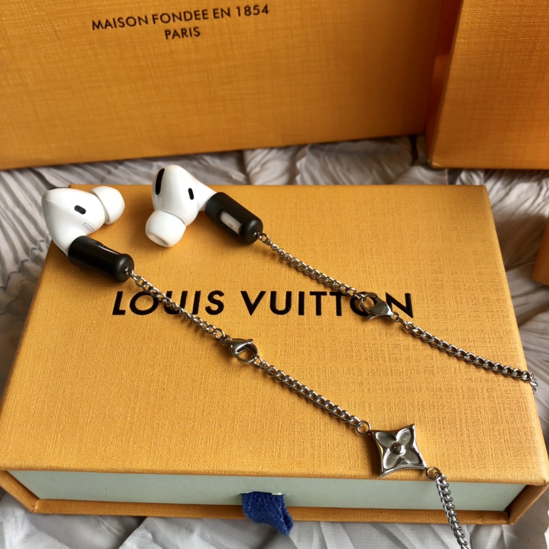 Louis Vuitton（ルイヴィトン） ヘッドフォンネックレス M00529
