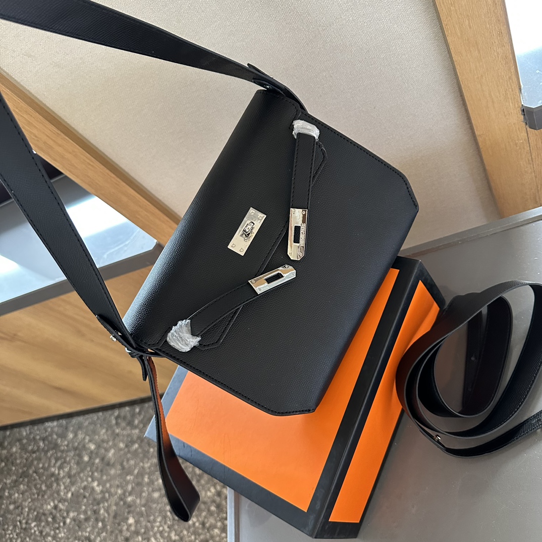 ≪プレゼントにも◎≫ HERMES ケリー トゥ ゴー バッグ