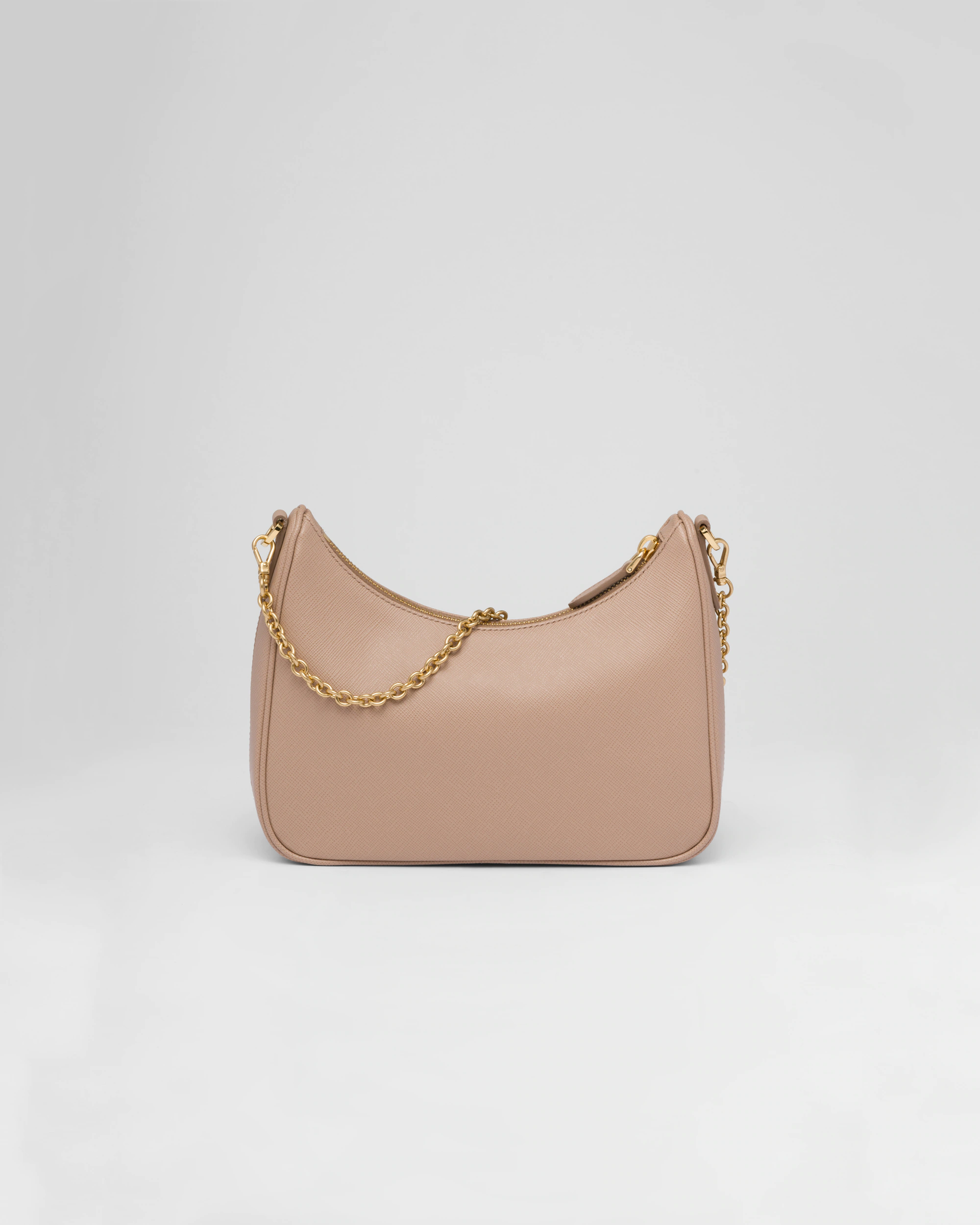 プラダ Re-Edition 2005 サフィアーノレザー バッグ