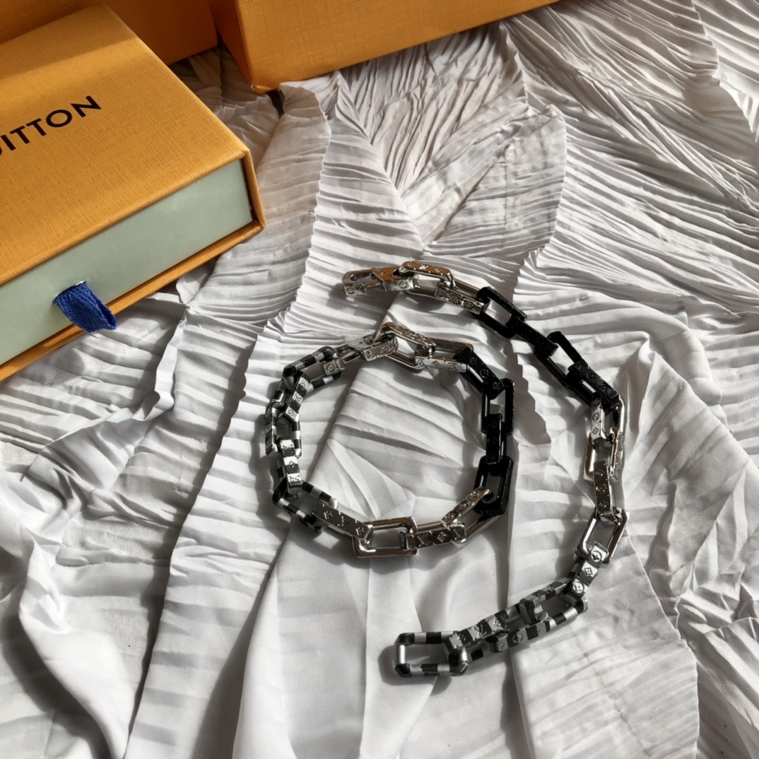 Louis Vuitton（ルイヴィトン）ブラスレ・ダミエ モノグラム チェーン