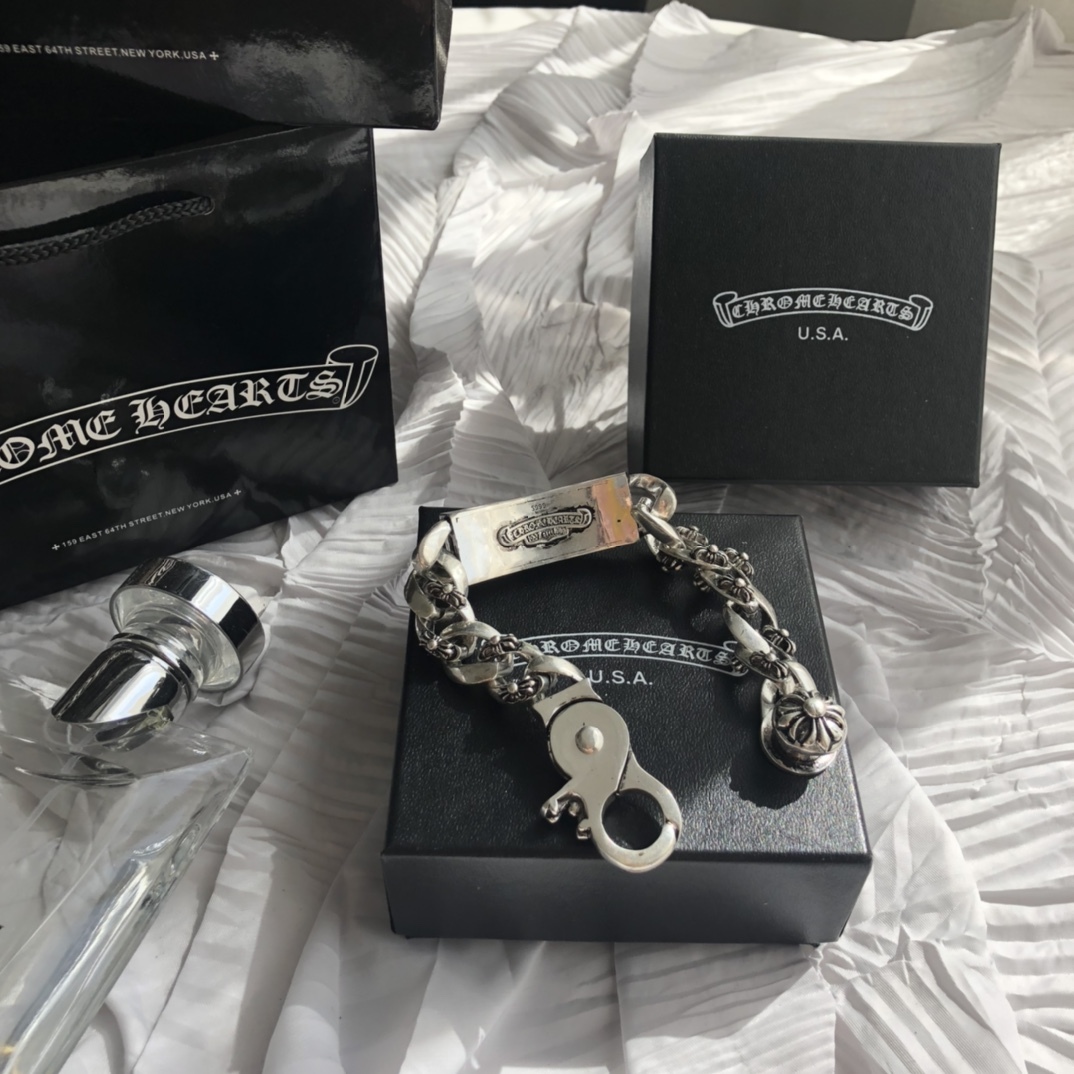 Chrome Hearts（クロムハーツ）フラワーブレスレット