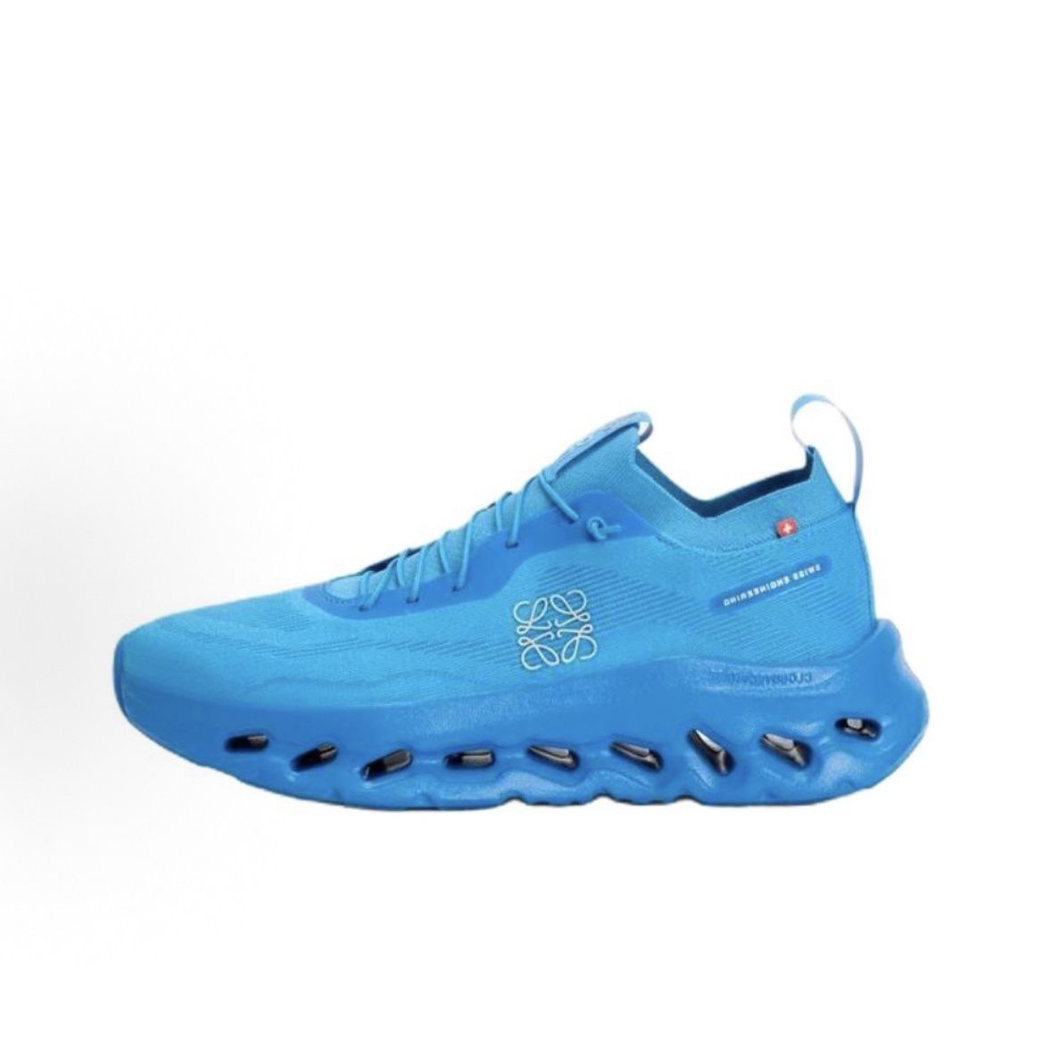 LOEWE ロエベ OUDTILT アウトドアスポーツシューズとカジュアルシューズ