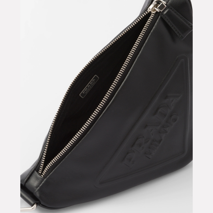 累積売上第１位☆新作☆ プラダ PRADA トライアングル レザーショルダーバッグ