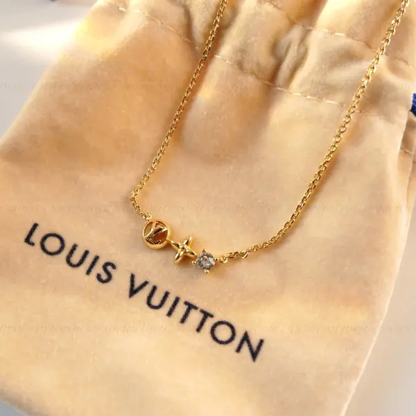 LOUIS VUITTONすぐ届く■国内発■コリエ・プティ ルイM00368