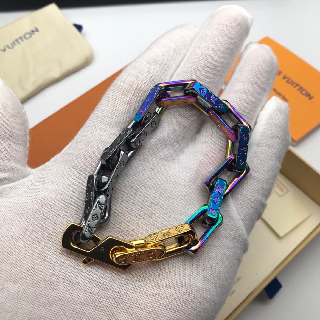 LOUIS VUITTON（ルイヴィトン） LV ブレスレット