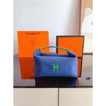 【HERMES】 《ブリッドアブラック》 PM サイズ ポーチ