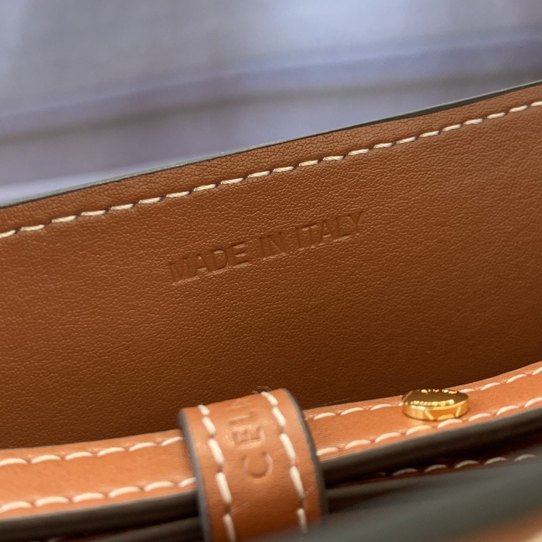 【CELINE旗艦店】(セリーヌ) バッグ 32x29x8 cm