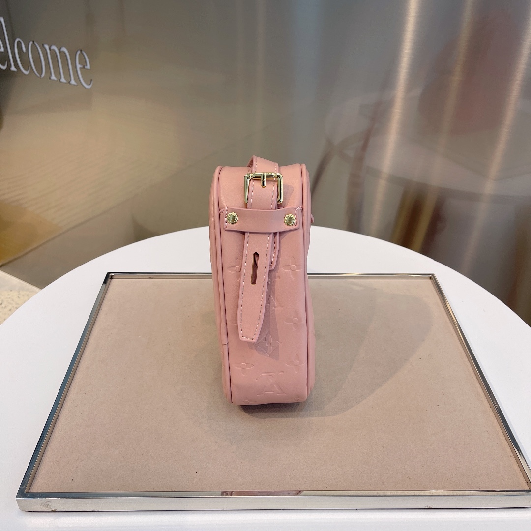 Louis Vuitton （ルイヴィトン） ショルダーバッグ M58738