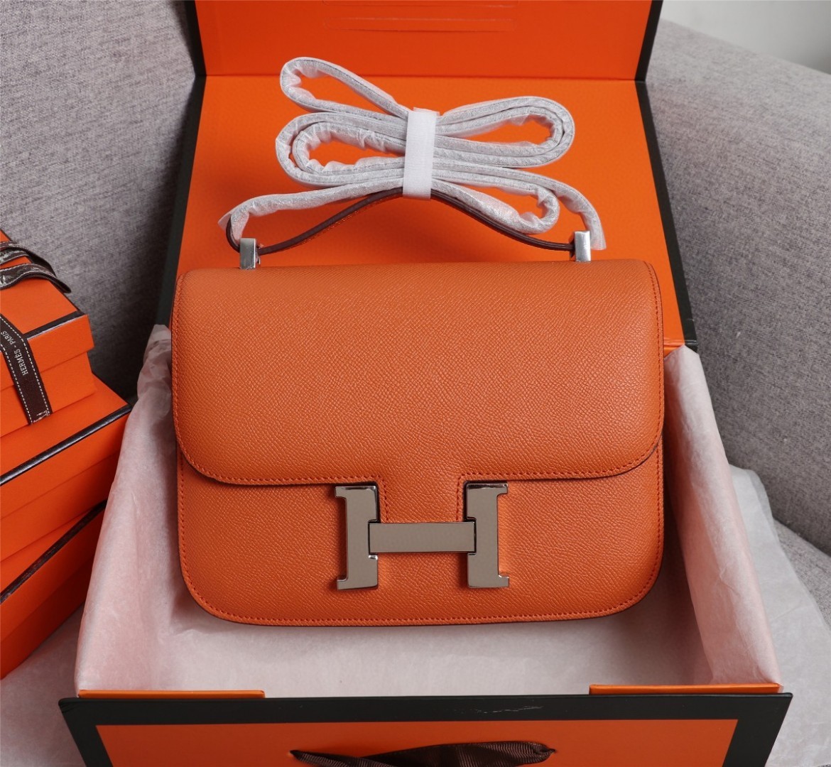 HERMES リミテッドエディション コンスタンス