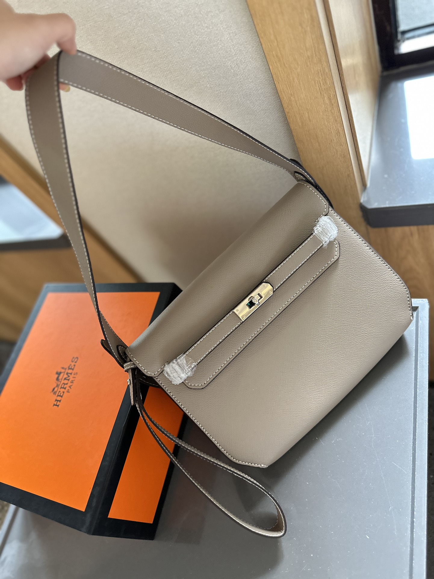 ≪プレゼントにも◎≫ HERMES ケリー トゥ ゴー バッグ