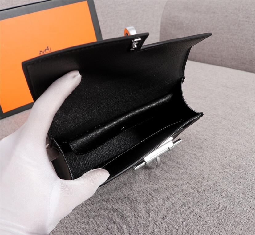 HERMES☆バッグ《ヴェルー》チェーン ミニ ポシェット カーフ 黒