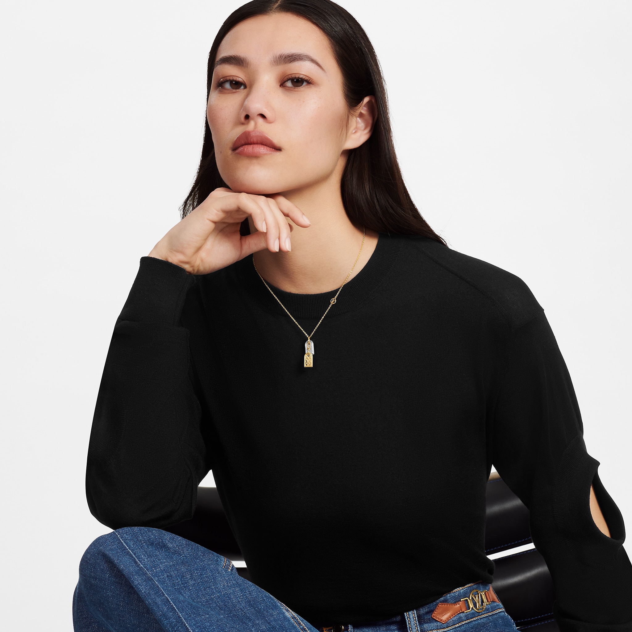 LOUIS VUITTON（ルイヴィトン）NANOGRAM ネックレス