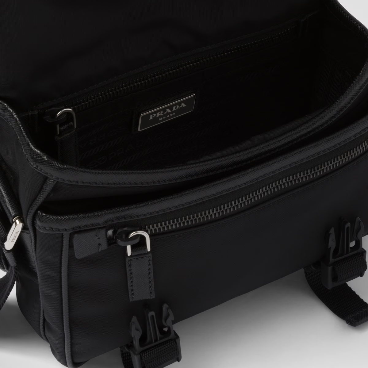 PRADA プラダ Re-Nylon xサフィアーノレザー ショルダーバッグ