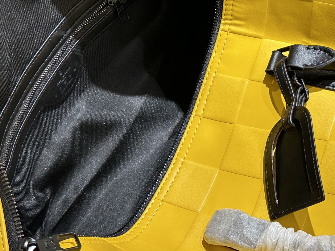 【LOUIS VUITTON】キーポルトラベルバッグ