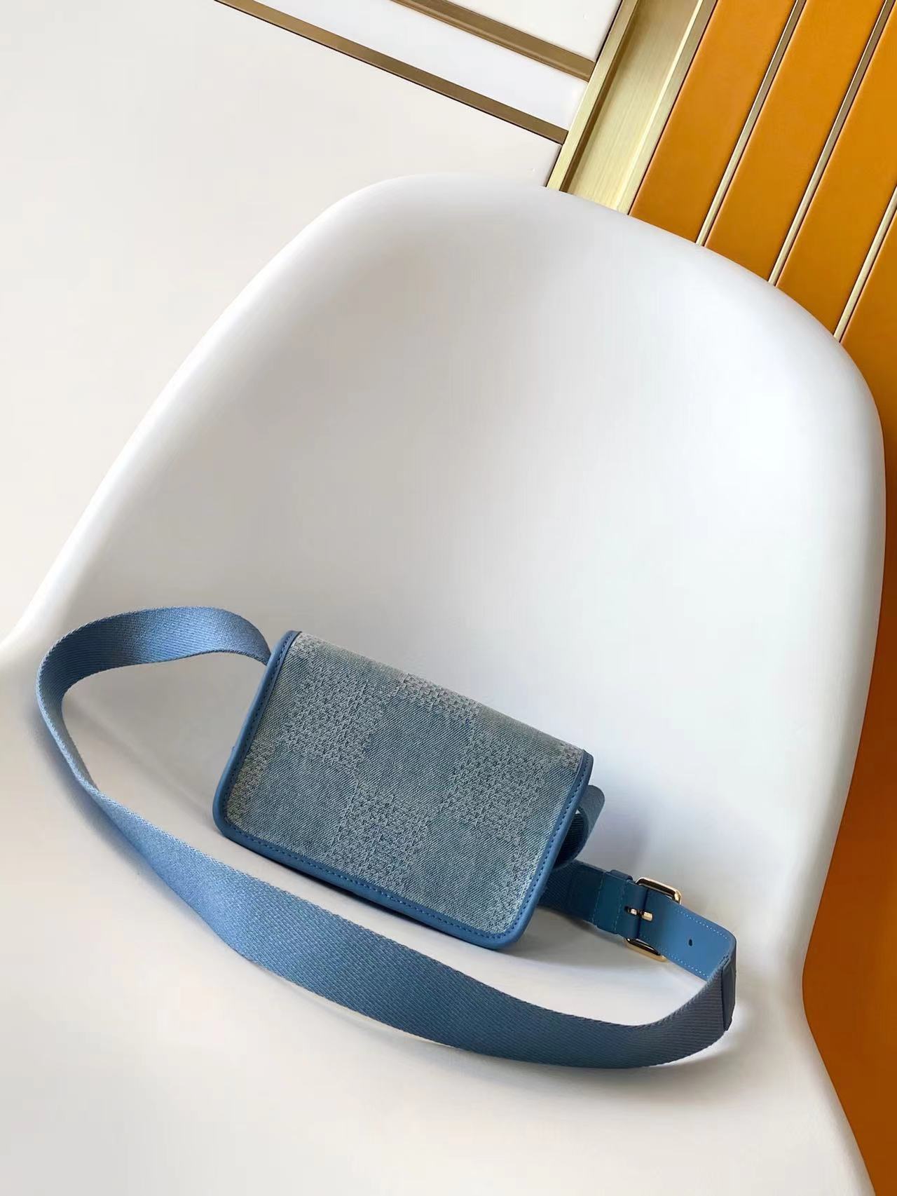 【コンパクトで使いやすい♪】LOUIS VUITTON★ショルダーバッグ