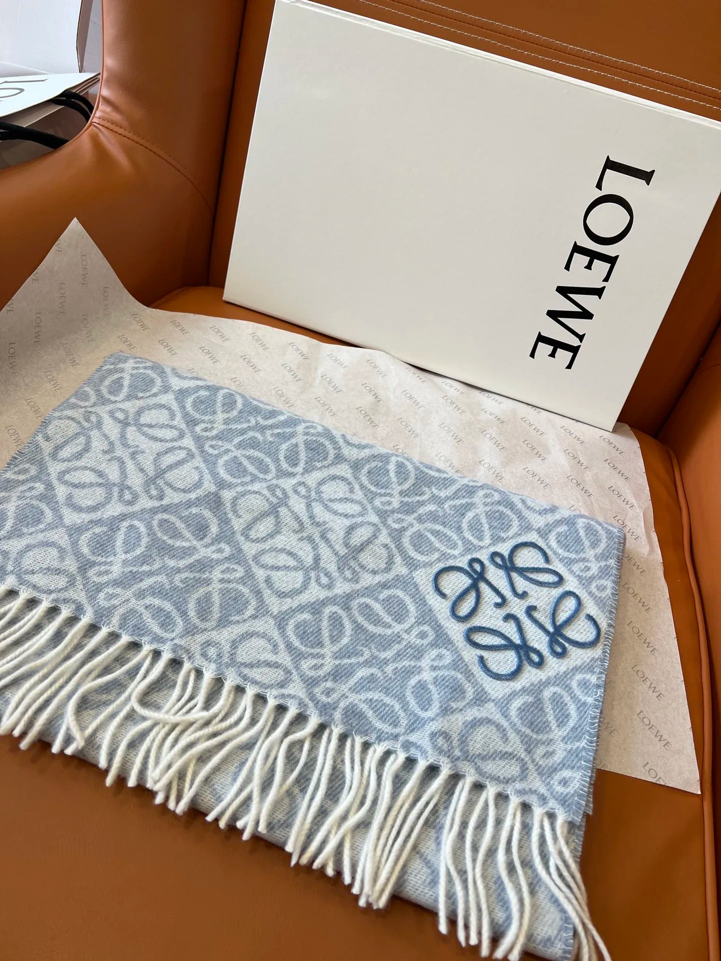 【LOEWE公式旗艦店】ロエベ スカーフ 2本目追加＋2,000円