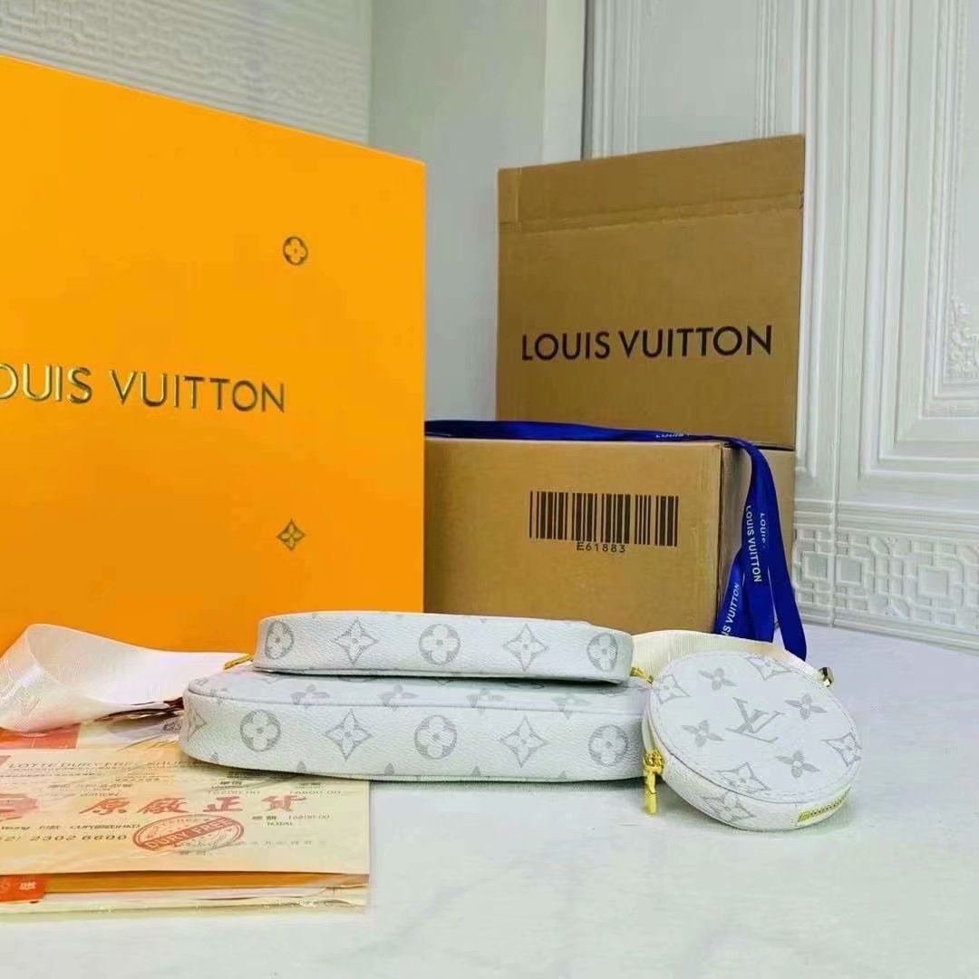 LOUIS VUITTON ルイヴィトン 3点セットのバッグ