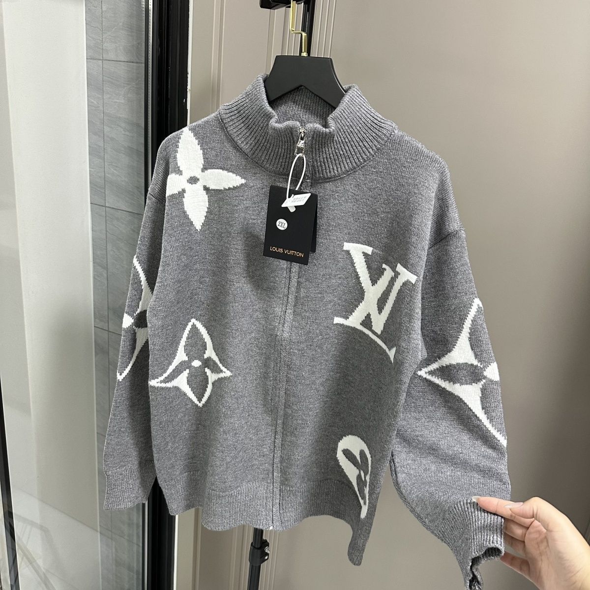 【LOUIS VUITTON旗艦店】ルイヴィトン セーター 男女兼用 ご好評に付き再入荷！