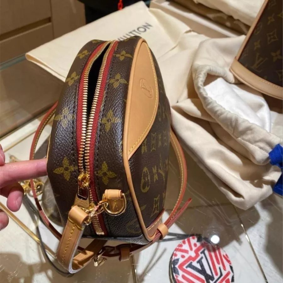 LOUIS VUITTON LVルイヴィトンDEAUVILLEミニカメラバッグ