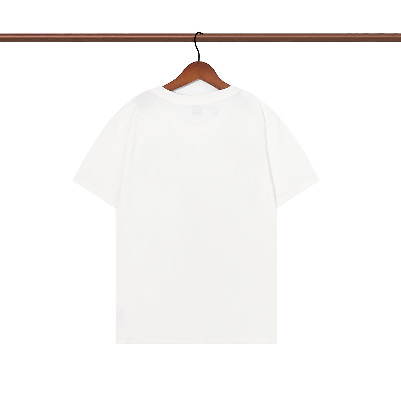 【FENDI】男女兼用、ご好評に付き再入荷！