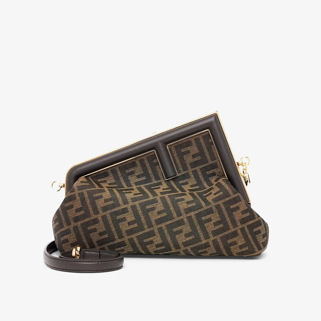 フェンディ ファースト ミディ