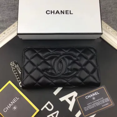 【CHANEL】シャネル 人気の新作バカ売れ商品菱形チェック柄の刺しゅう入りバラ財布