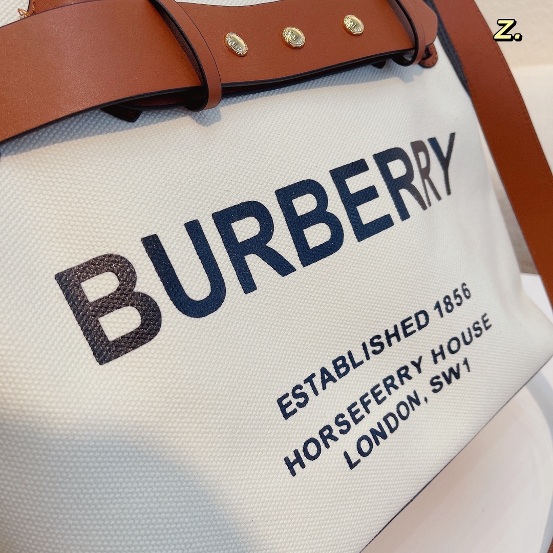 【BUREERRY公式 旗艦店】（バーバリー）トートバッグ 32X15X29CM