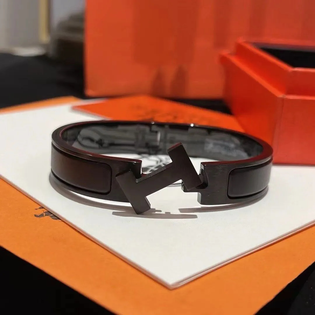 【大人気新作】【HERMES直営店】ジュエリー プロモーションセール