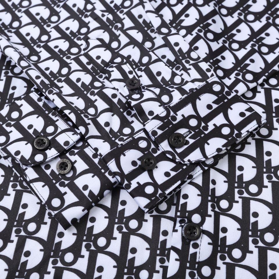 【DIOR 公式旗艦店】長袖シャツ、 ご好評に付き再入荷！！