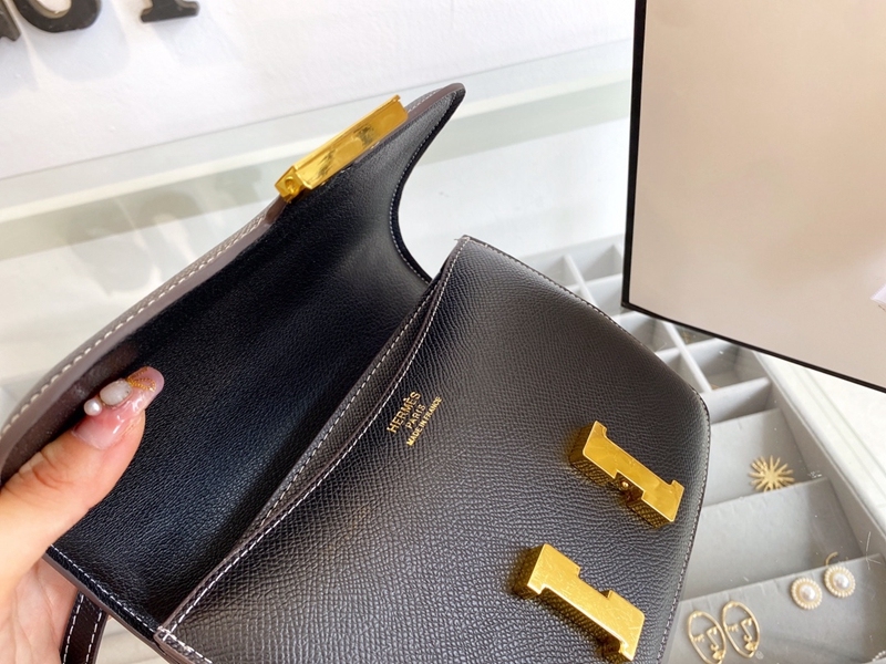 Hermes エルメス ☆ 2021年最新なクラシックな constance ショルダーバッグ 手提げ袋 肩掛け