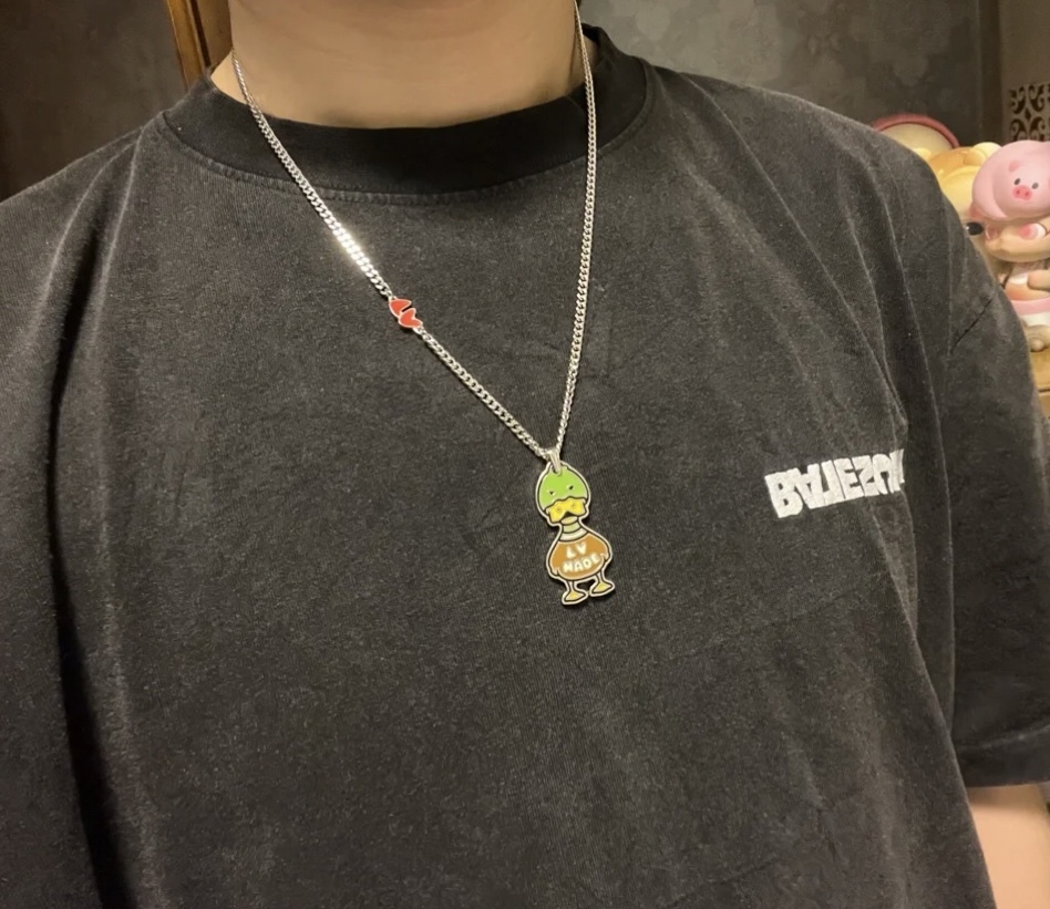 Louis Vuitton（ルイヴィトン）ペンダント・LVダック MP3230