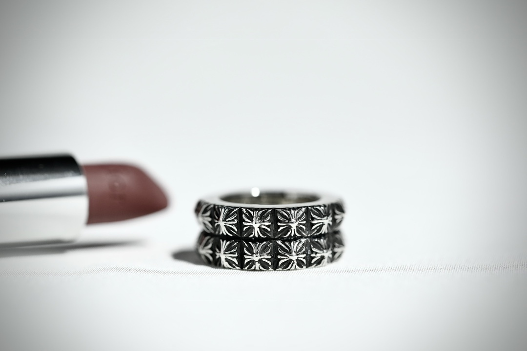 【Chrome Hearts】 男性と女性のためのクロエハートファッションパーソナリティリング