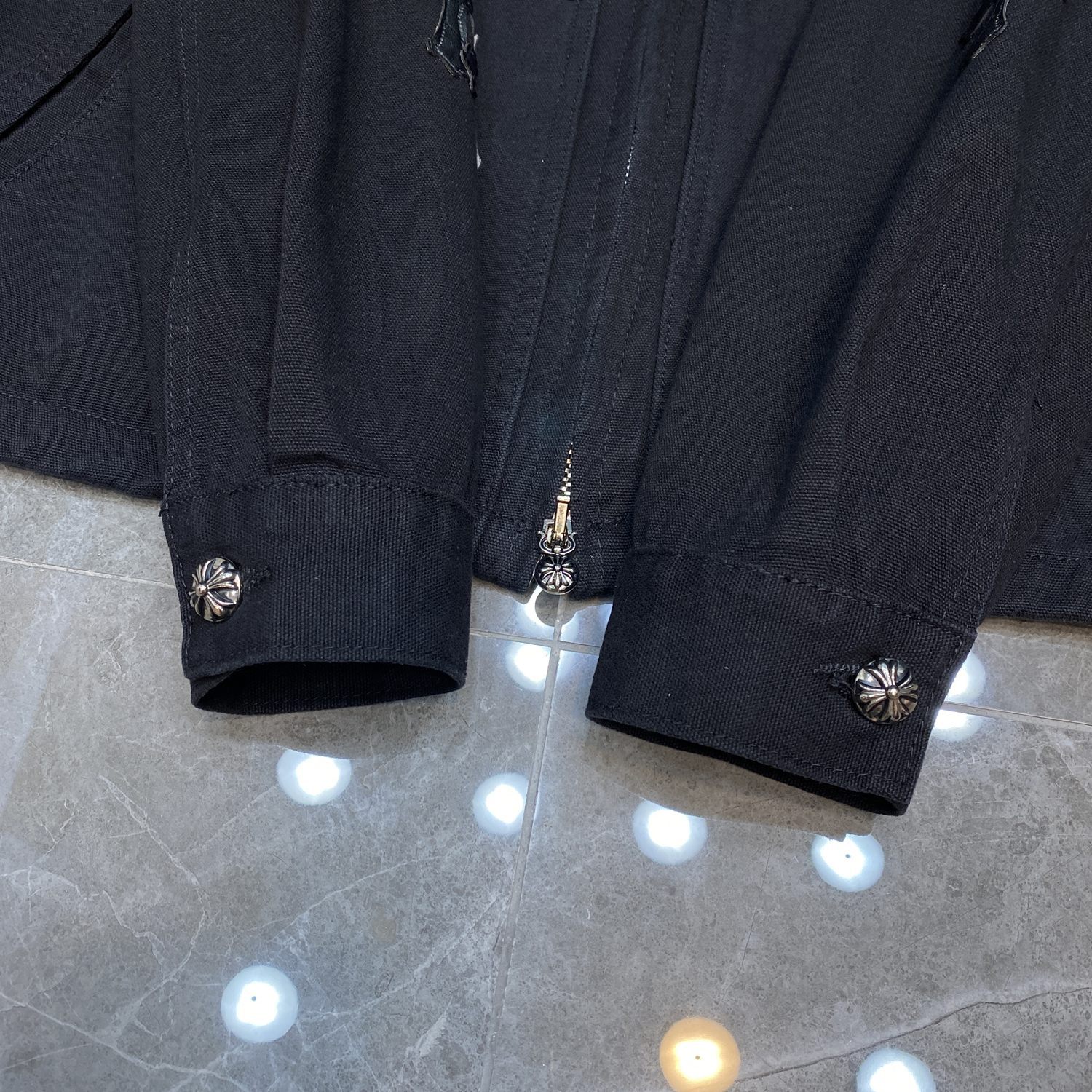 【CHROME HEARTS】クロムハーツ デニムジャケット ご好評に付き再入荷！