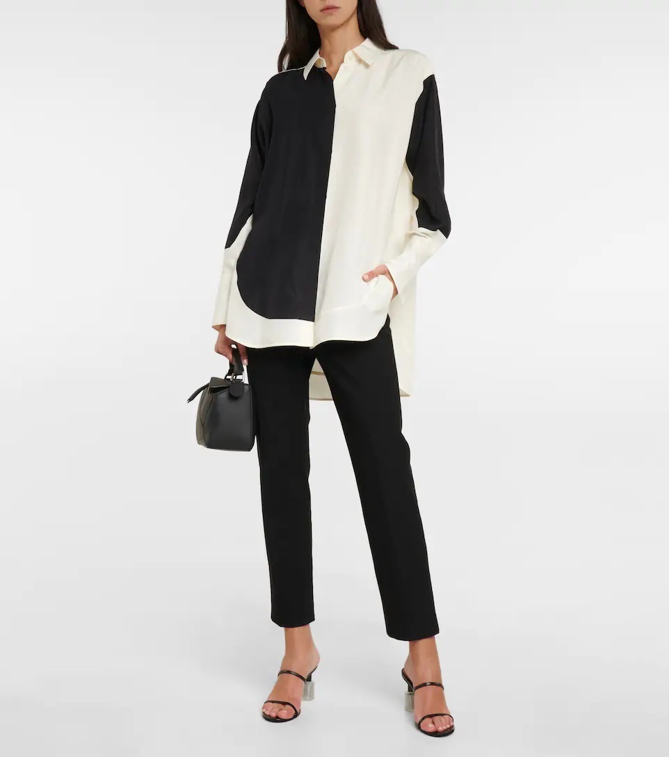 BAILA雑誌掲載∞∞ LOEWE ∞∞ Puzzle Small バッグ☆ クラシックカーフ