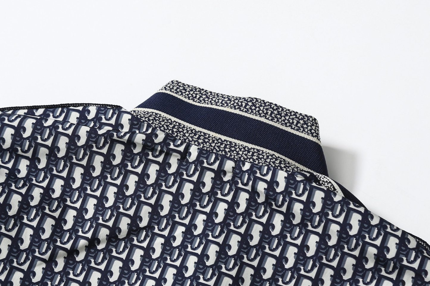 【DIOR公式旗艦店】ディオール ジャケット ご好評に付き再入荷！