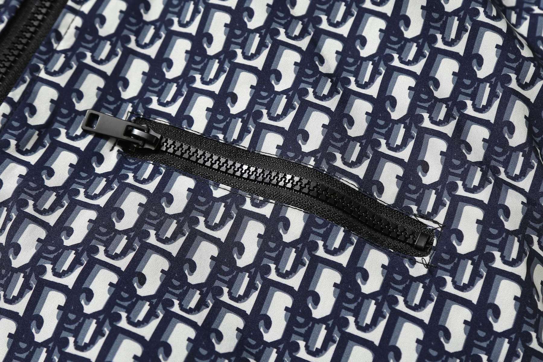 【DIOR公式旗艦店】ディオール ジャケット ご好評に付き再入荷！