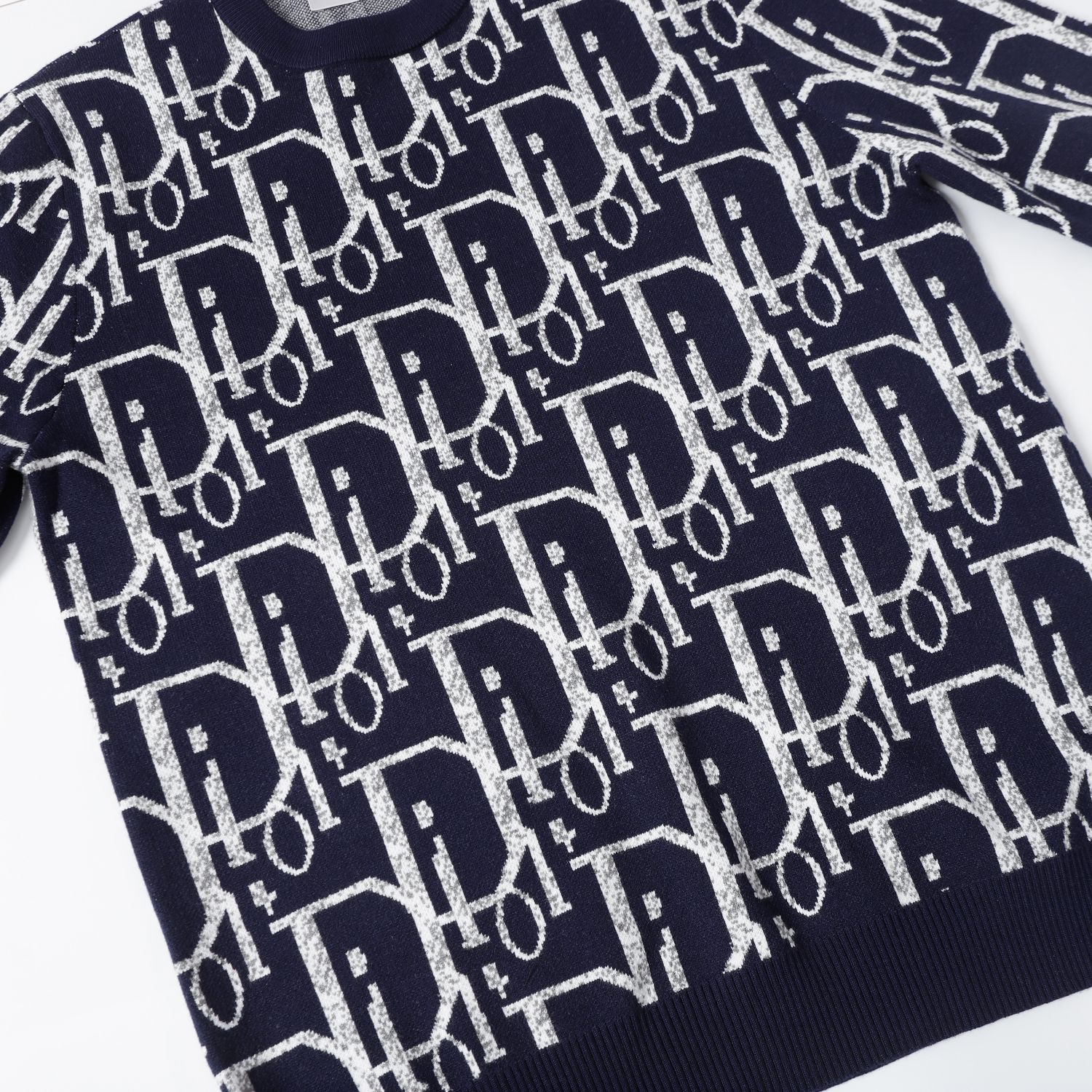 【DIOR旗艦店】ディオール セーター 男女兼用 ご好評に付き再入荷！