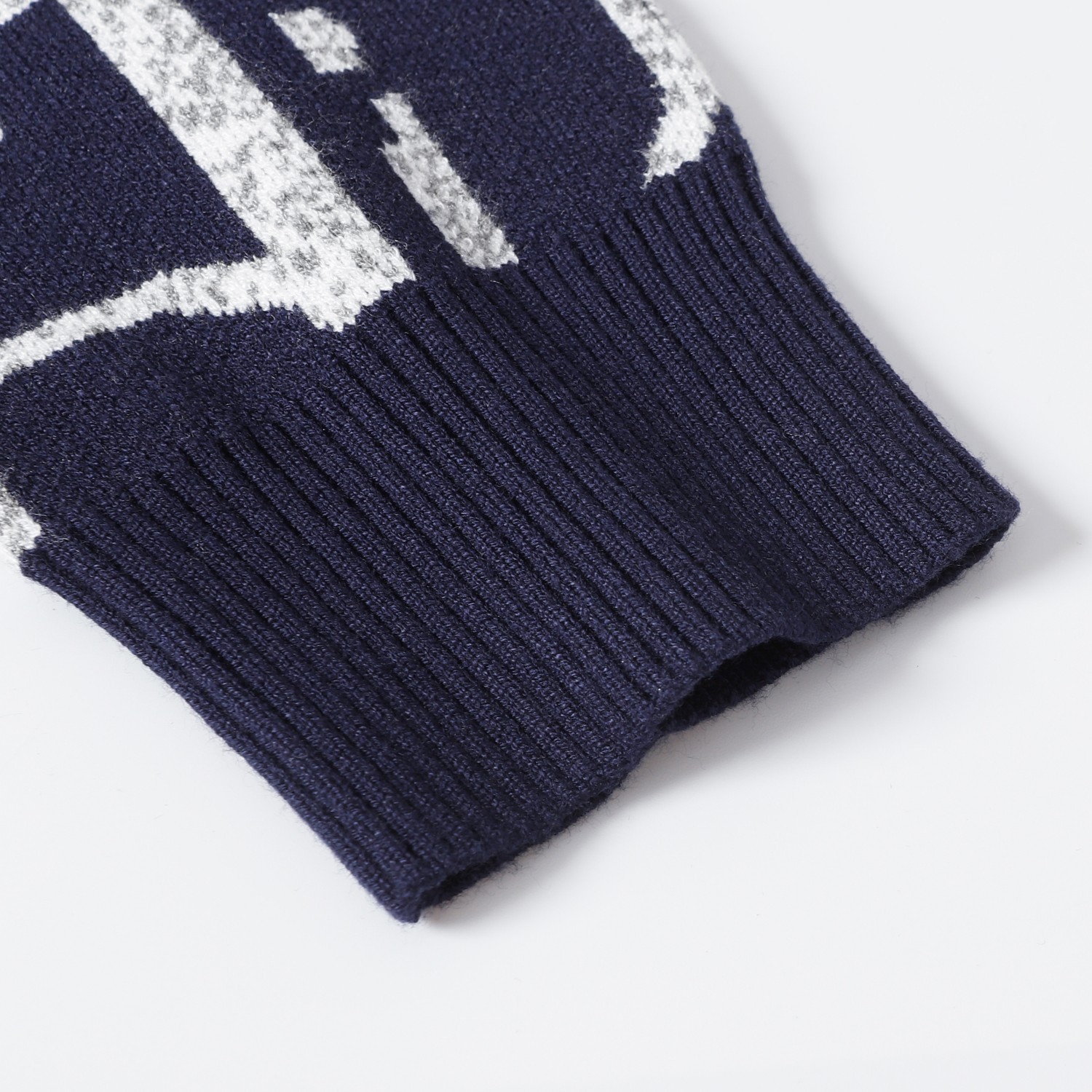 【DIOR旗艦店】ディオール セーター 男女兼用 ご好評に付き再入荷！