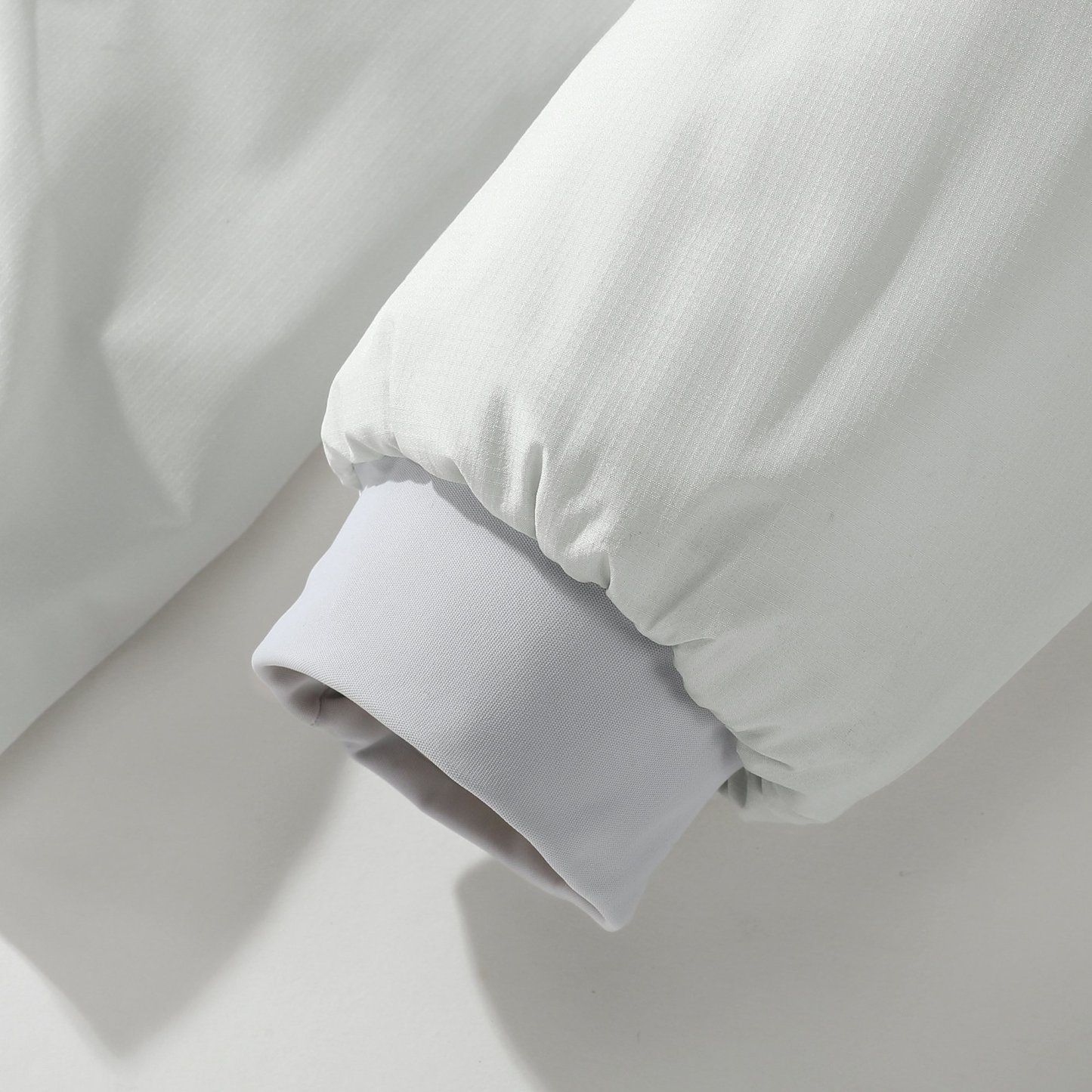 【ARC'TERYX旗艦店】ダウンジャケット 男女兼用 ご好評に付き再入荷！