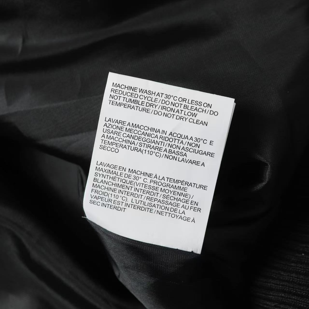 【OFF-WHITE旗艦店】野球服 ジャケット ご好評に付き再入荷！