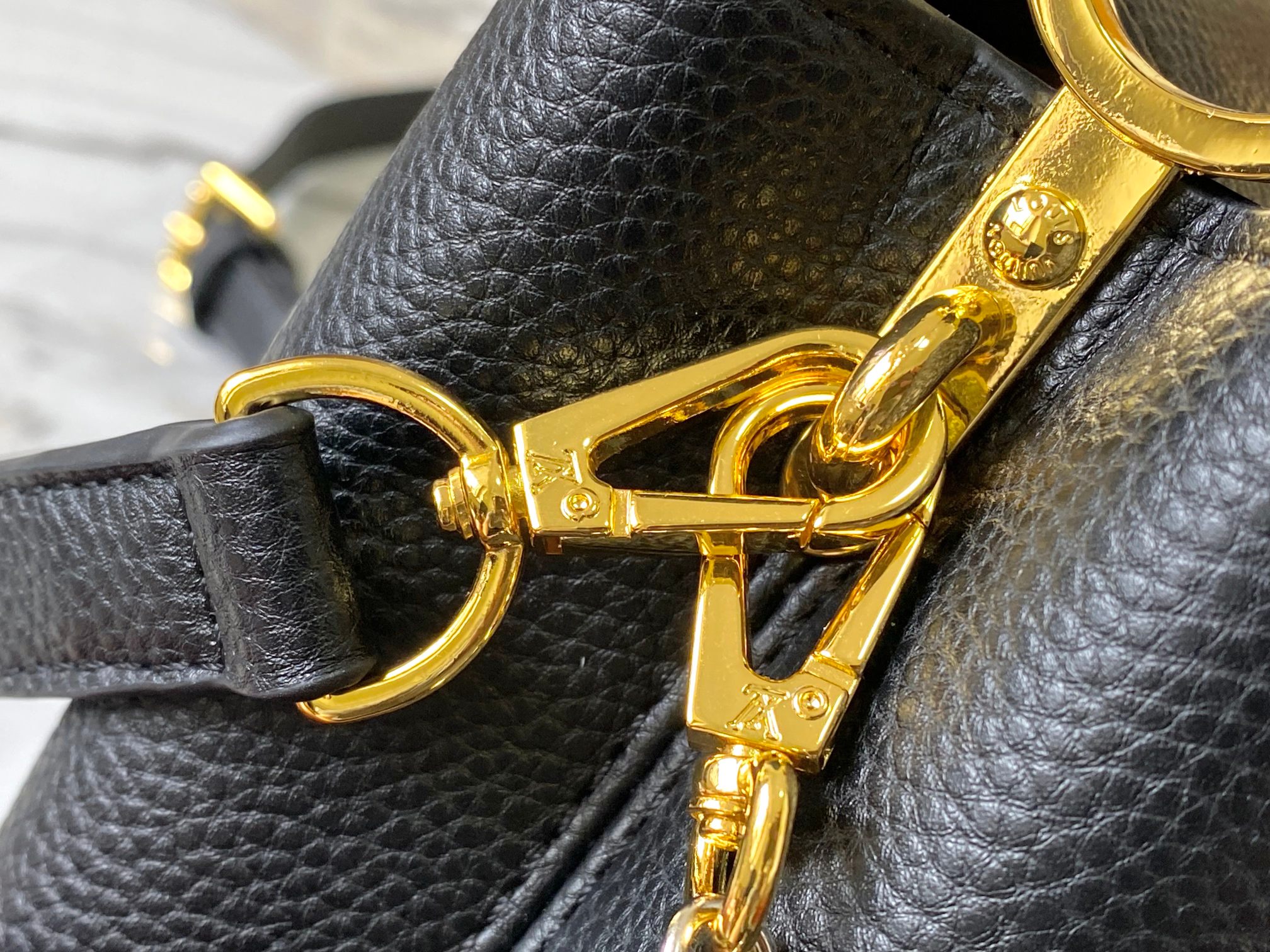LOUIS VUITTON ルイヴィトン Capucines MINI ハンドバッグ M12935