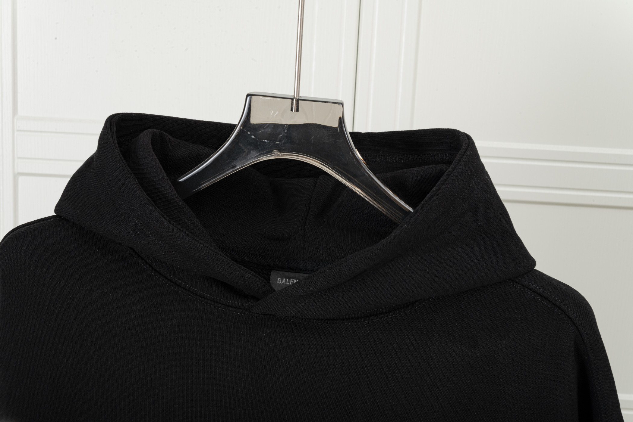 【BALENCIAGA】バレンシアガ パーカー  ご好評に付き再入荷！