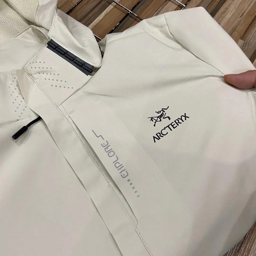 【ARC'TERYX旗艦店】ジャケット 男女兼用 ご好評に付き再入荷！