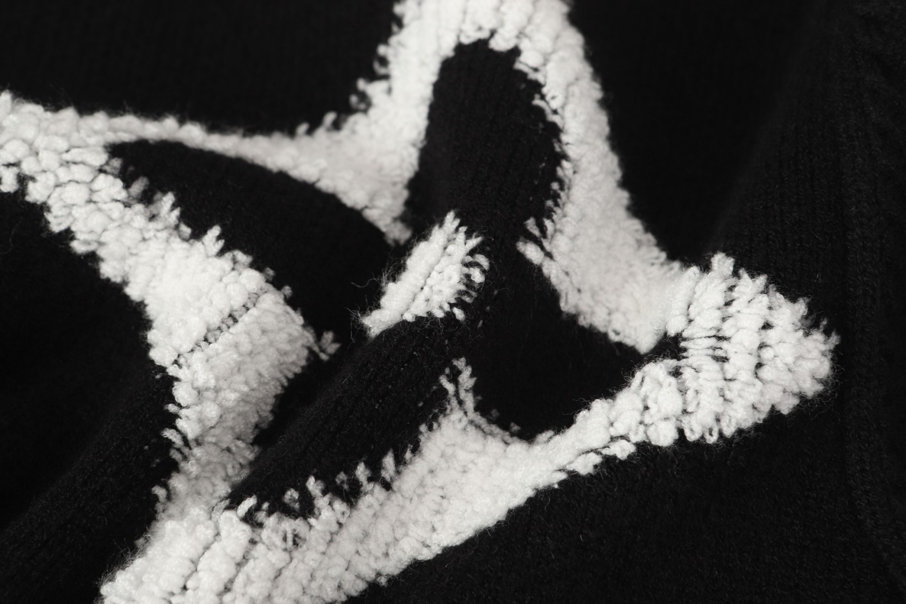 【LOUIS VUITTON旗艦店】ルイヴィトン セーター ご好評に付き再入荷！