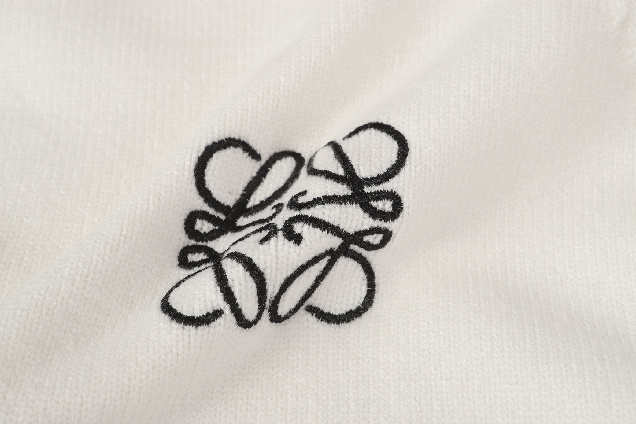 【LOEWE旗艦店】ロエベ セーター 男女兼用 ご好評に付き再入荷！