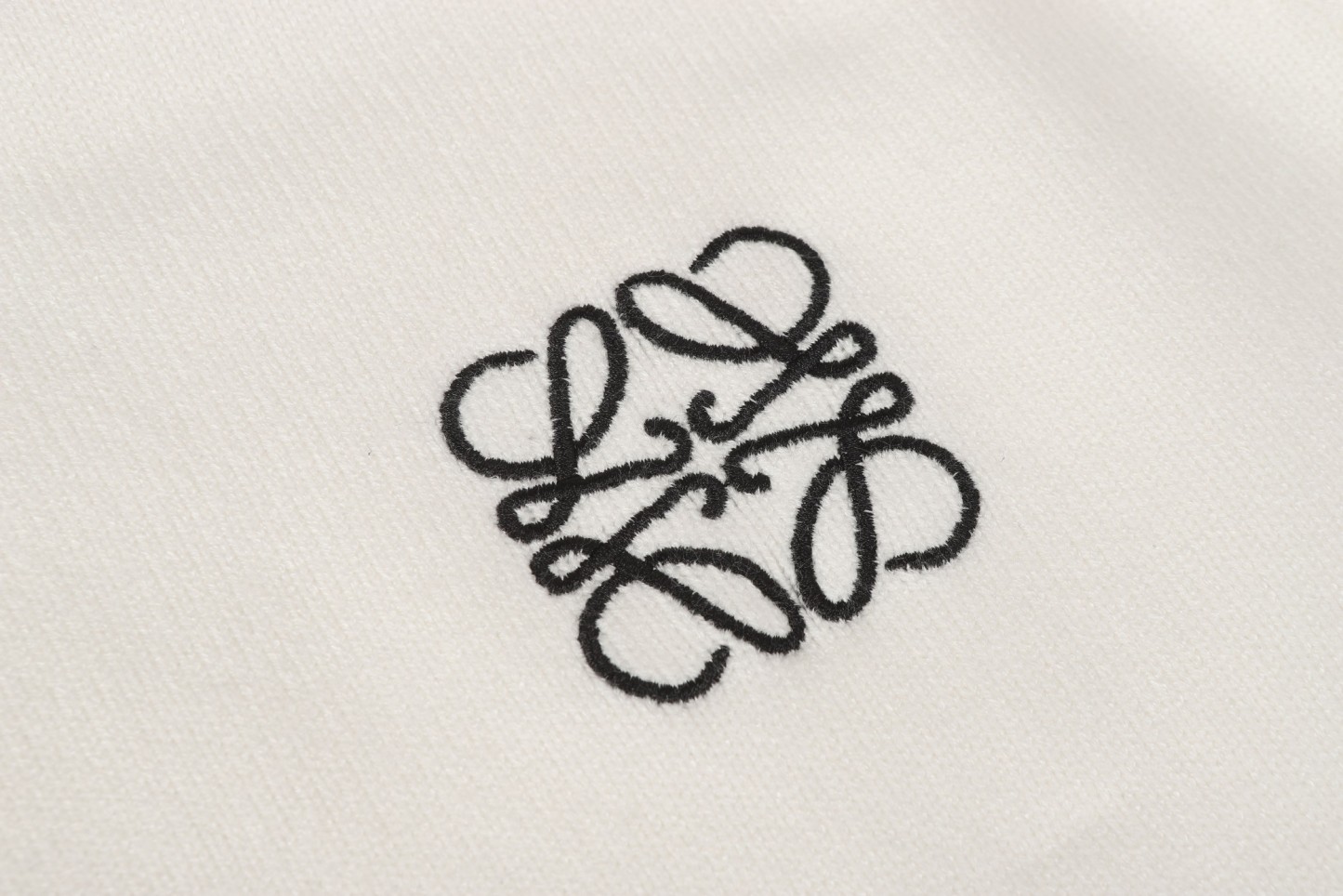 【LOEWE旗艦店】ロエベ セーター 男女兼用 ご好評に付き再入荷！