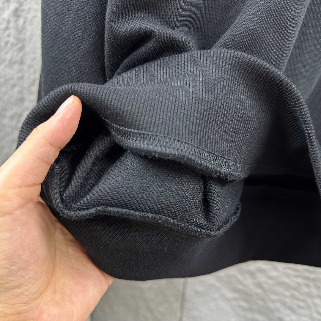 【CHANEL旗艦店】シャネル 長袖 ご好評に付き再入荷！