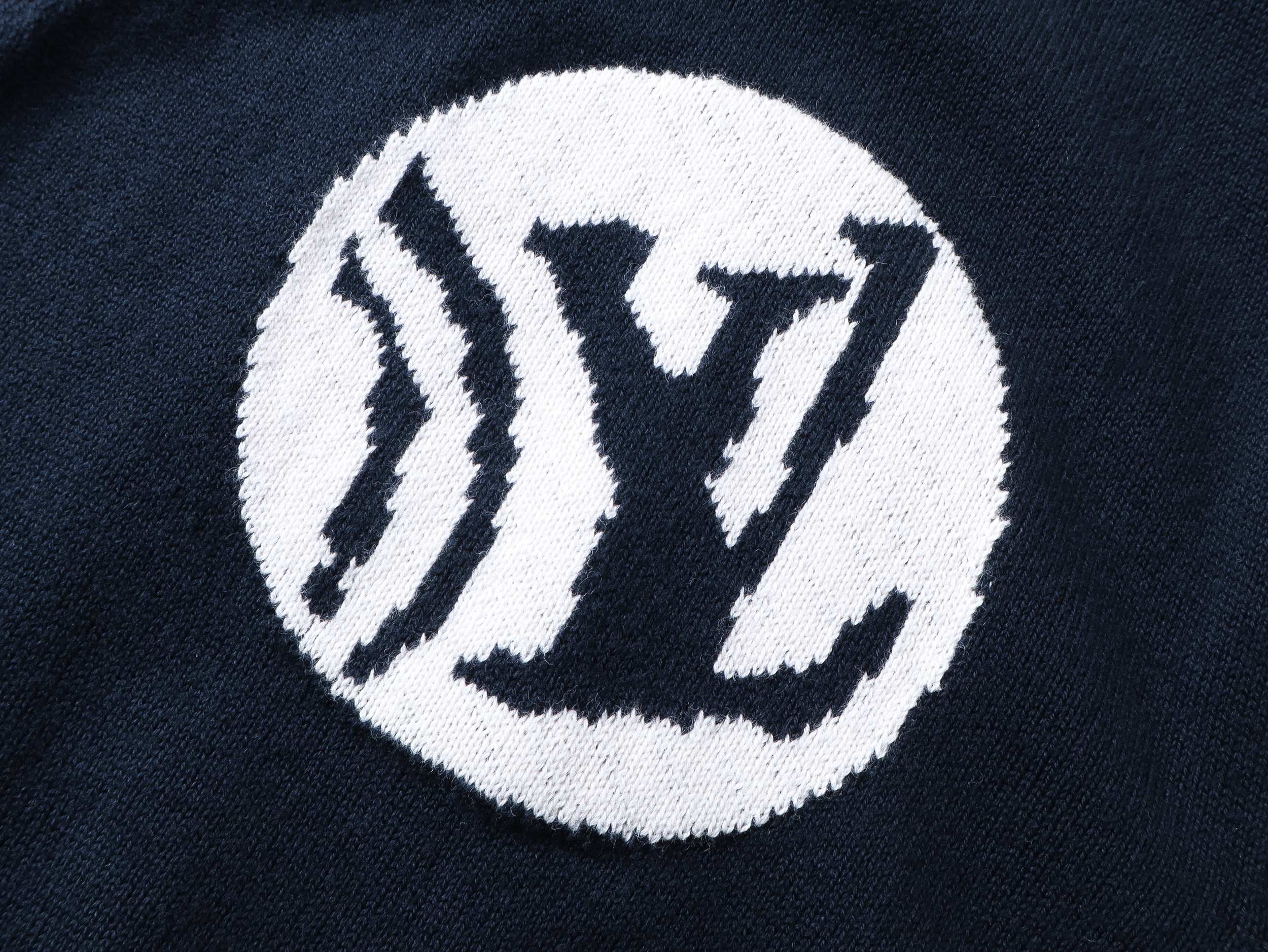 【LOUIS VUITTON x NIGO】ルイヴィトン セーター 男女兼用 ご好評に付き再入荷！