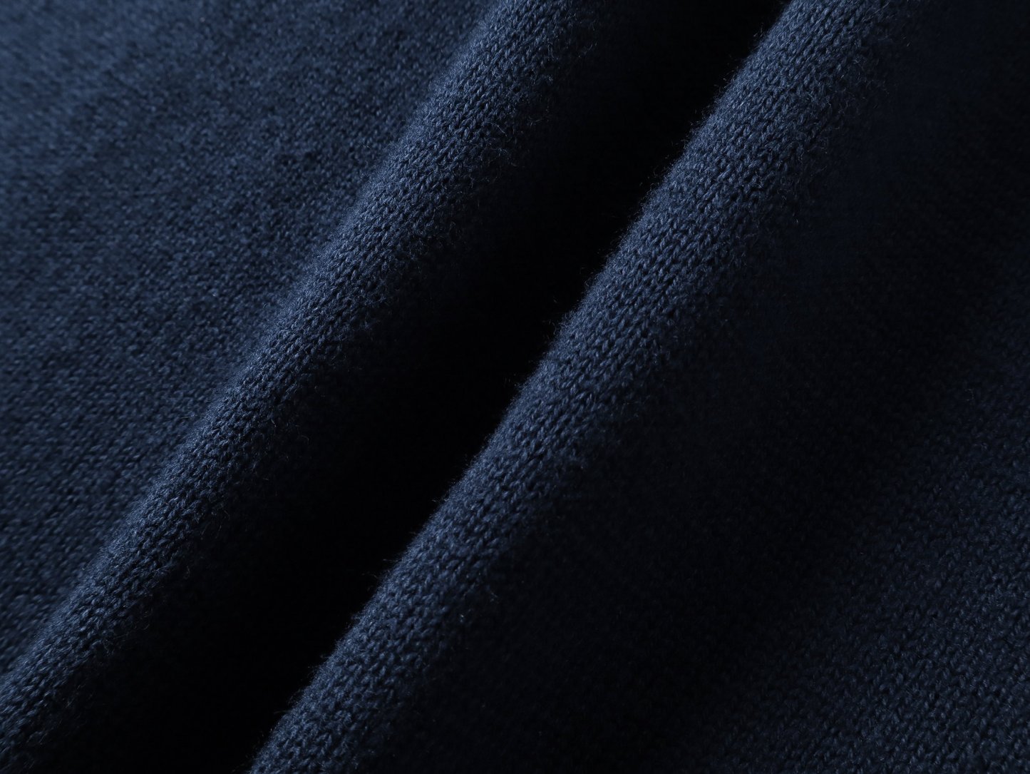 【LOUIS VUITTON x NIGO】ルイヴィトン セーター 男女兼用 ご好評に付き再入荷！