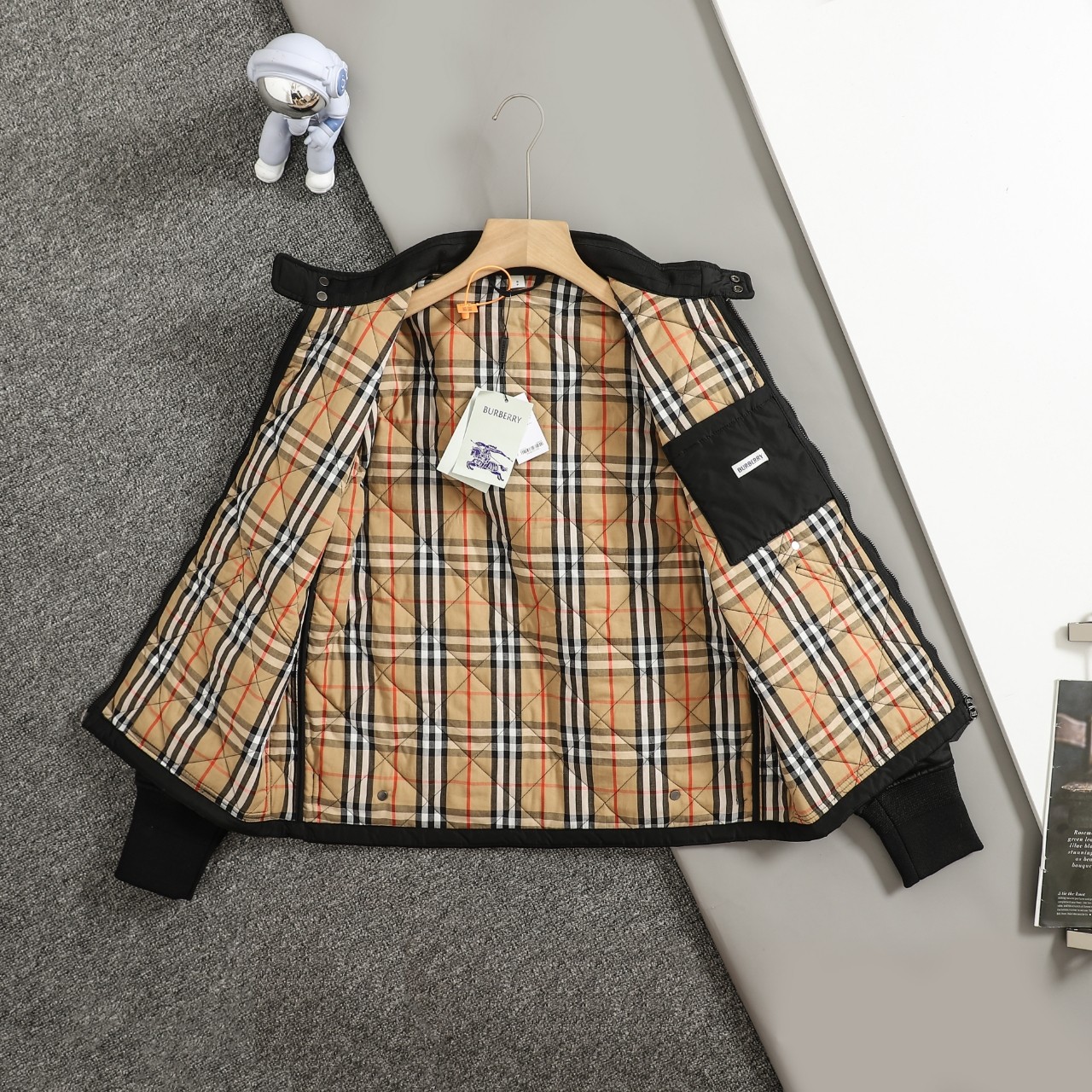 【BURBERRY旗艦店】バーバリー ジャケット 、ご好評に付き再入荷！